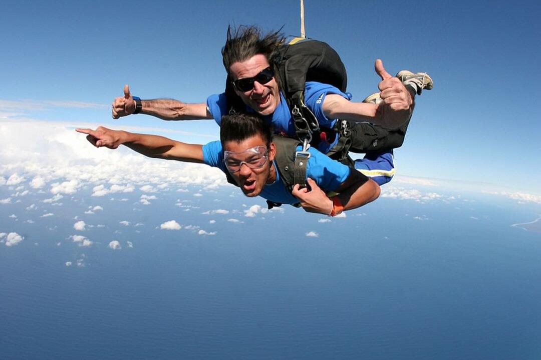 Skydive at Newcastle 15000ft, Weekend Newcastle NSW