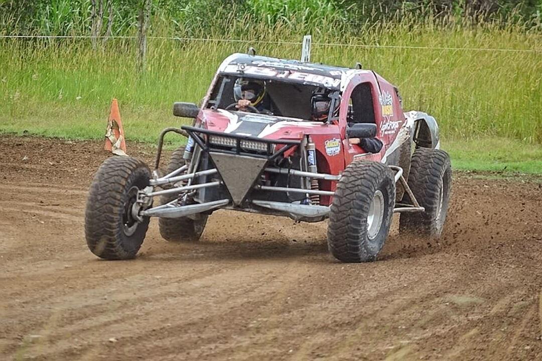 Drive a V8 Buggie for 8 Laps plus 1 Hot Lap Ipswich QLD