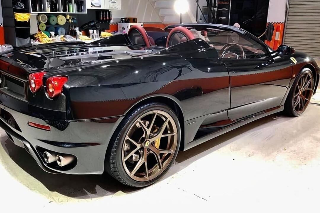 Ride in a Ferrari F430 F1 for 30 Minutes Helensvale QLD