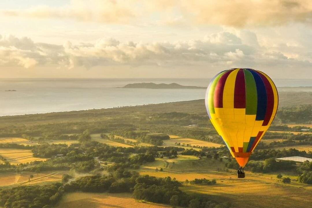 Ballooning Byron Bay with Breakfast Byron Bay NSW