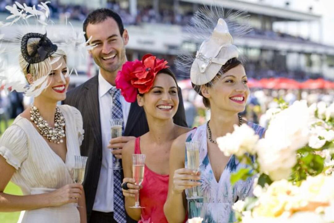 Melbourne Cup Sailing Lunch Cruise Sydney NSW