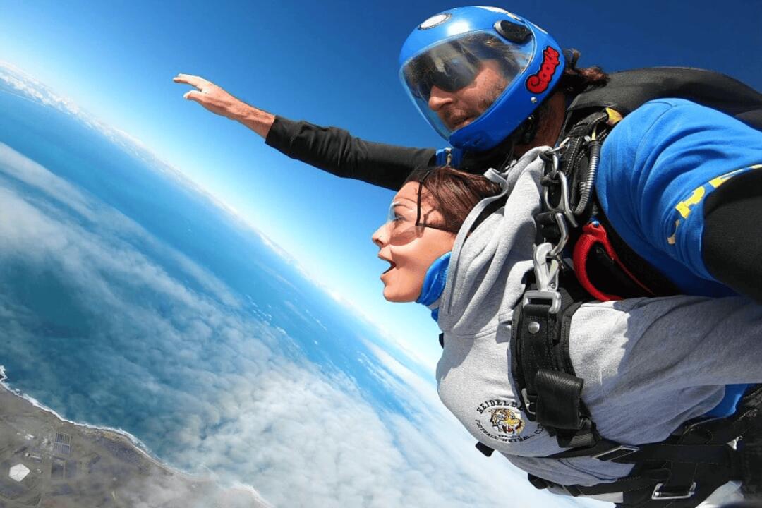 Tandem Skydive of the Great Ocean Road, Weekday Barwon Heads VIC