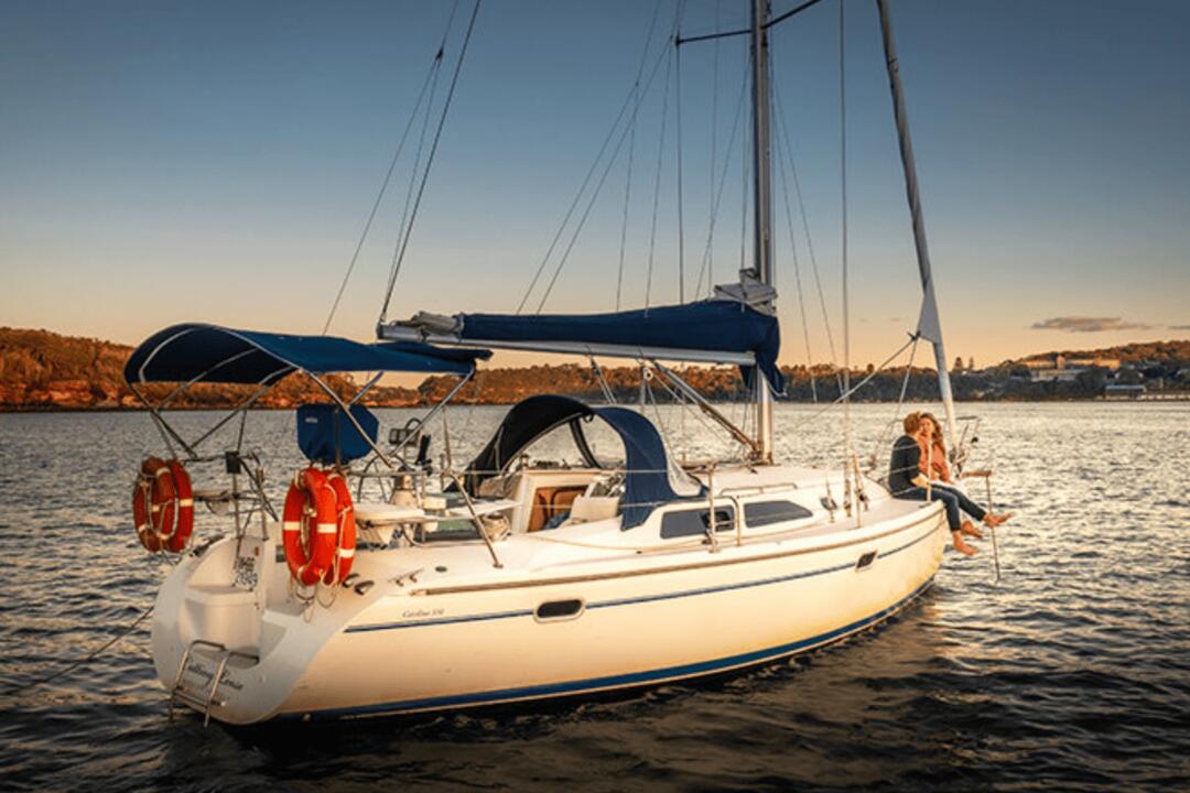 Sail Sydney Harbour in a Luxury Yacht Sydney NSW