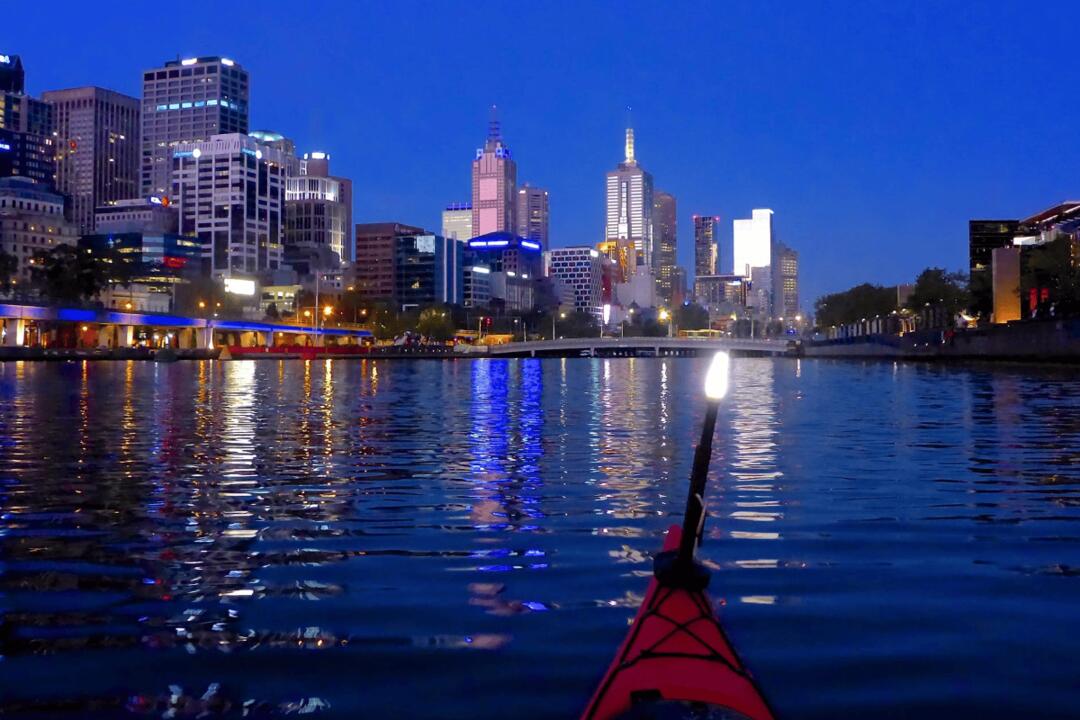 Melbourne City Twilight Kayak Tour for Two Melbourne VIC