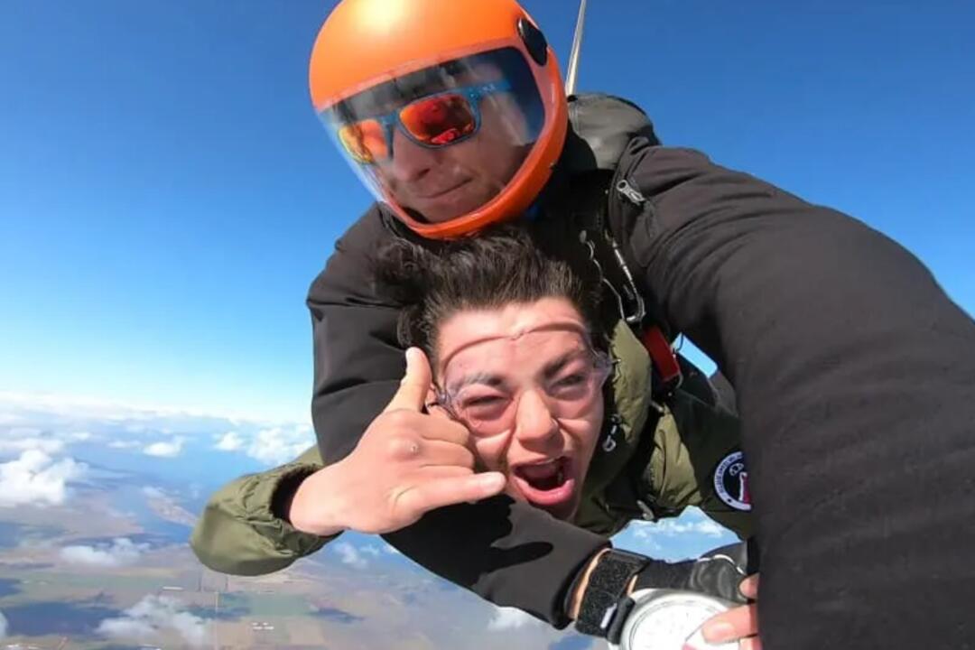 McLaren Vale Skydive from 15 000 Feet McLaren Vale SA