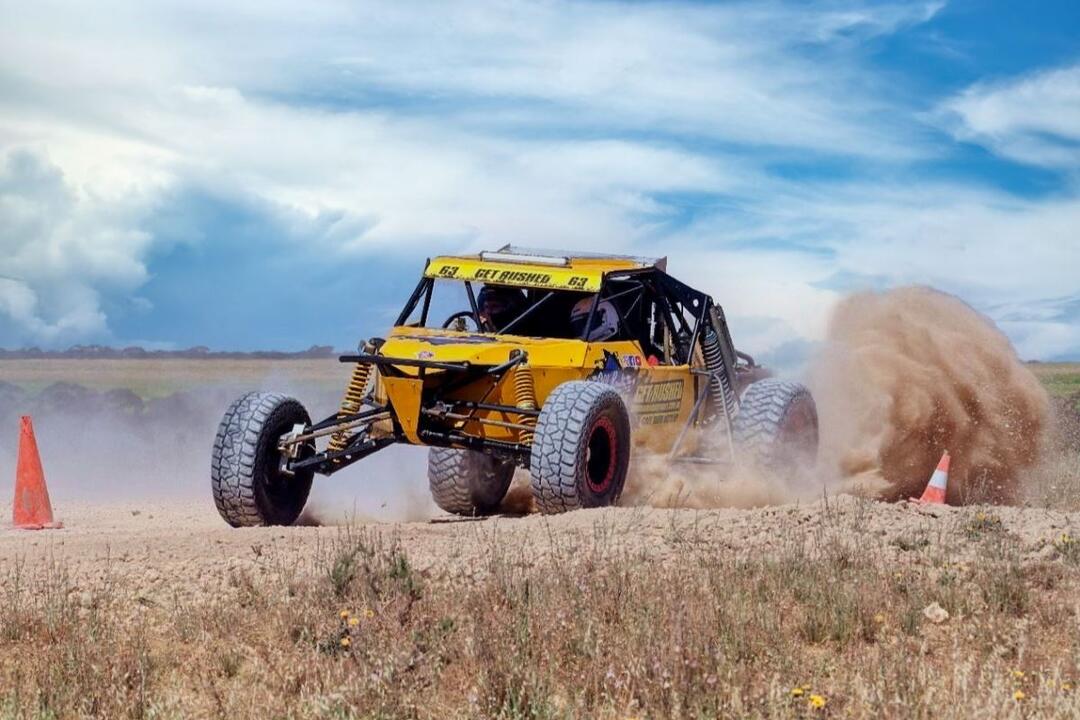 V8 Race Buggy, Drive for 10 Laps plus 2 Hot Laps Tailem Bend SA � Experience