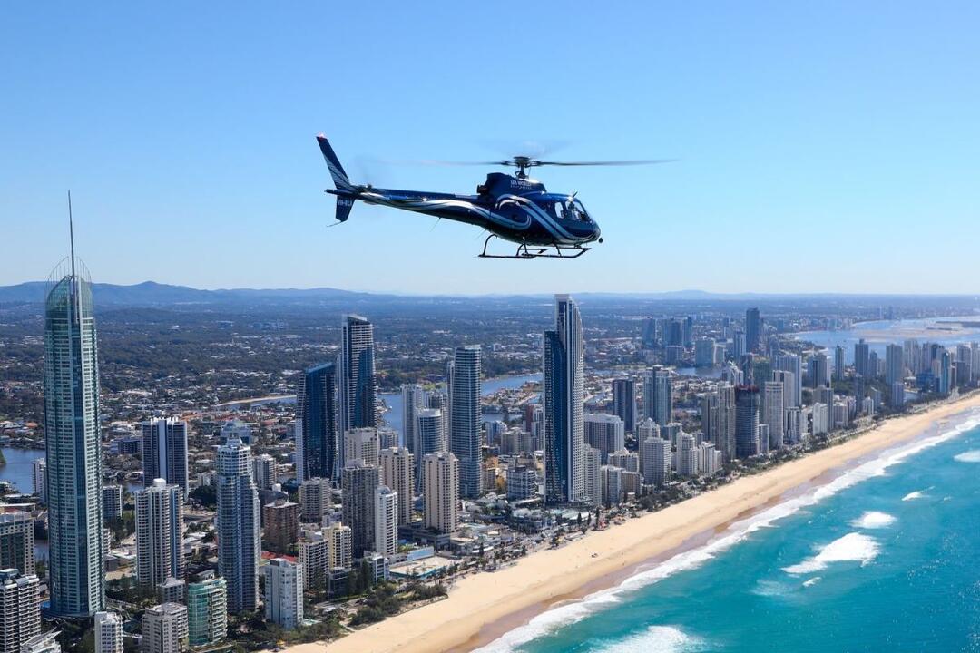Family Sea World and Broadwater Helicopter Flight Main Beach QLD