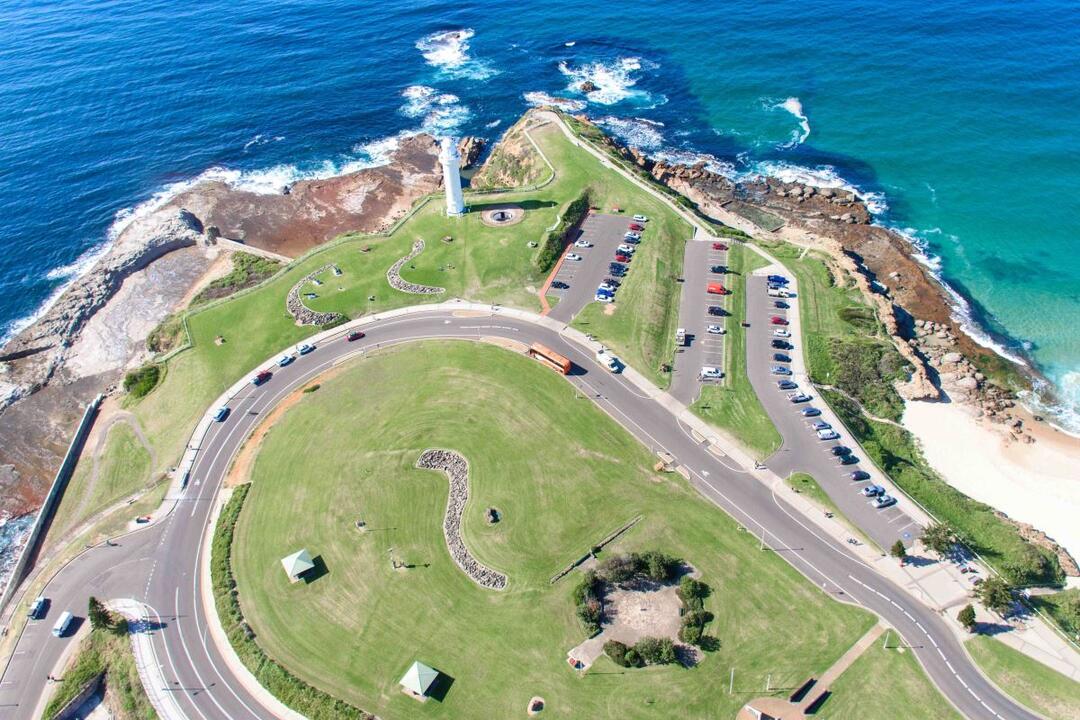 Wollongong Scenic Chopper Flight Duo Wollongong Heliport NSW