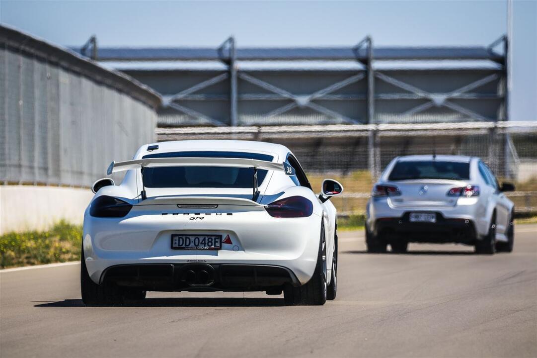 Speed Off The Street, Drive at The Bend Instant Booking - Tailem Bend SA