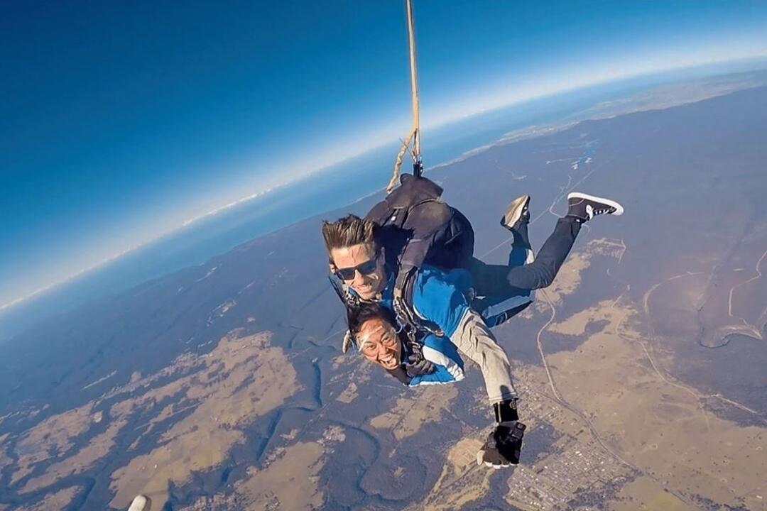 Tandem Skydive 15,000ft, Weekend Picton NSW