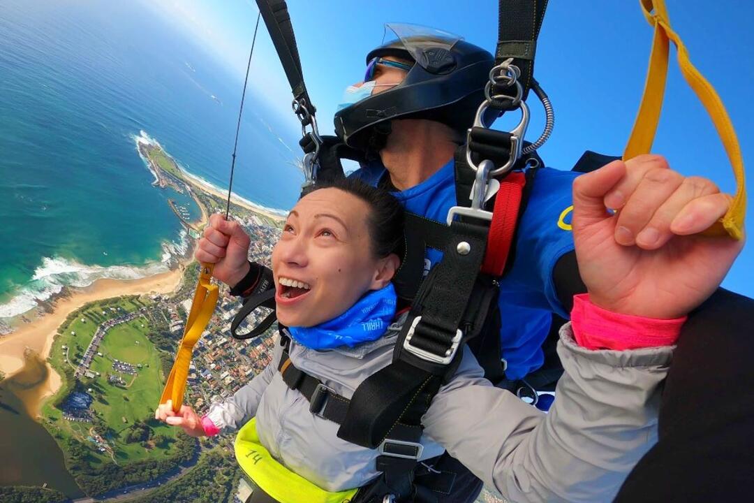 Skydive Wollongong from 15,000 feet, Weekend Wollongong NSW