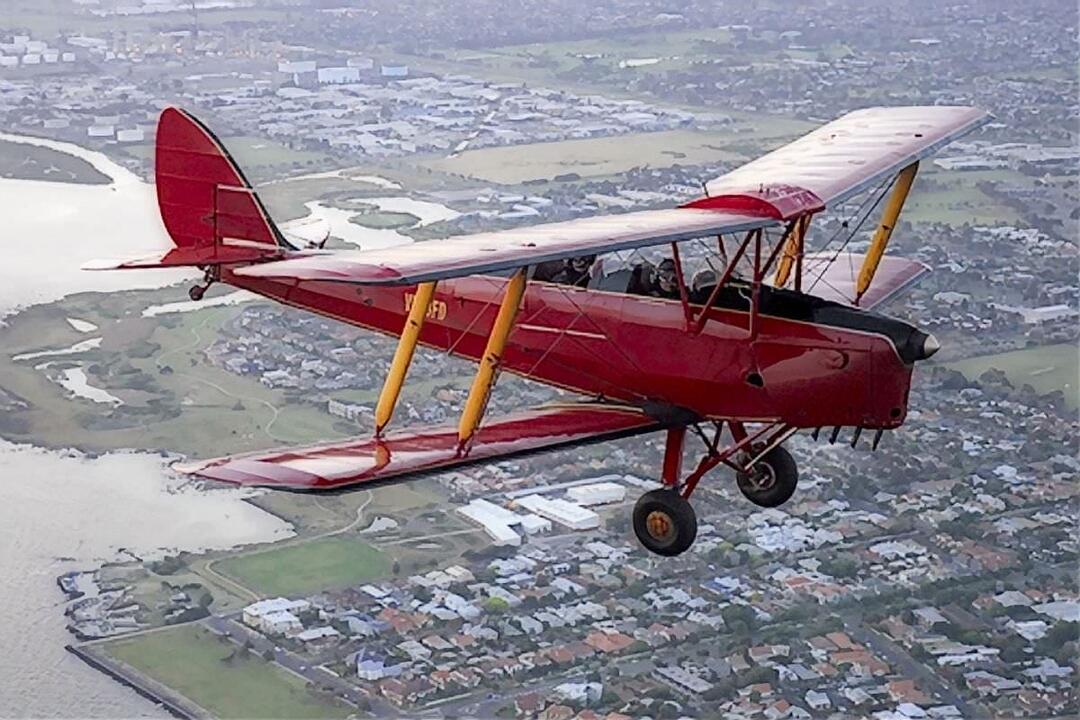 Nostalgic Tiger Moth Flight, 45-minutes Lethbridge VIC