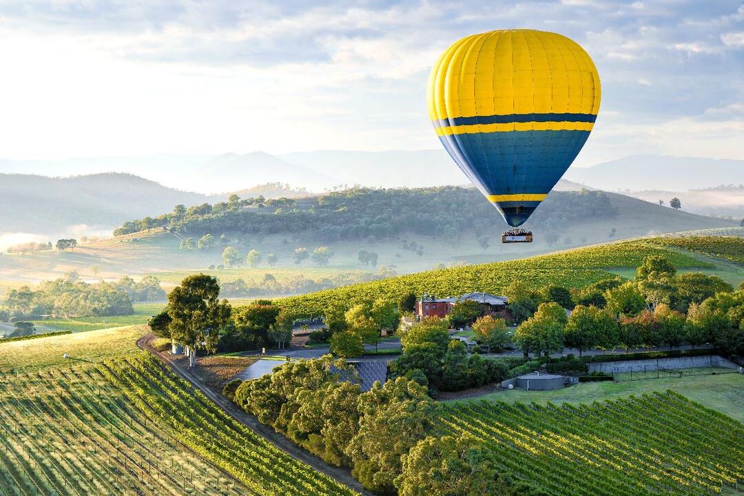 Yarra Valley Ballooning Yarra Valley VIC