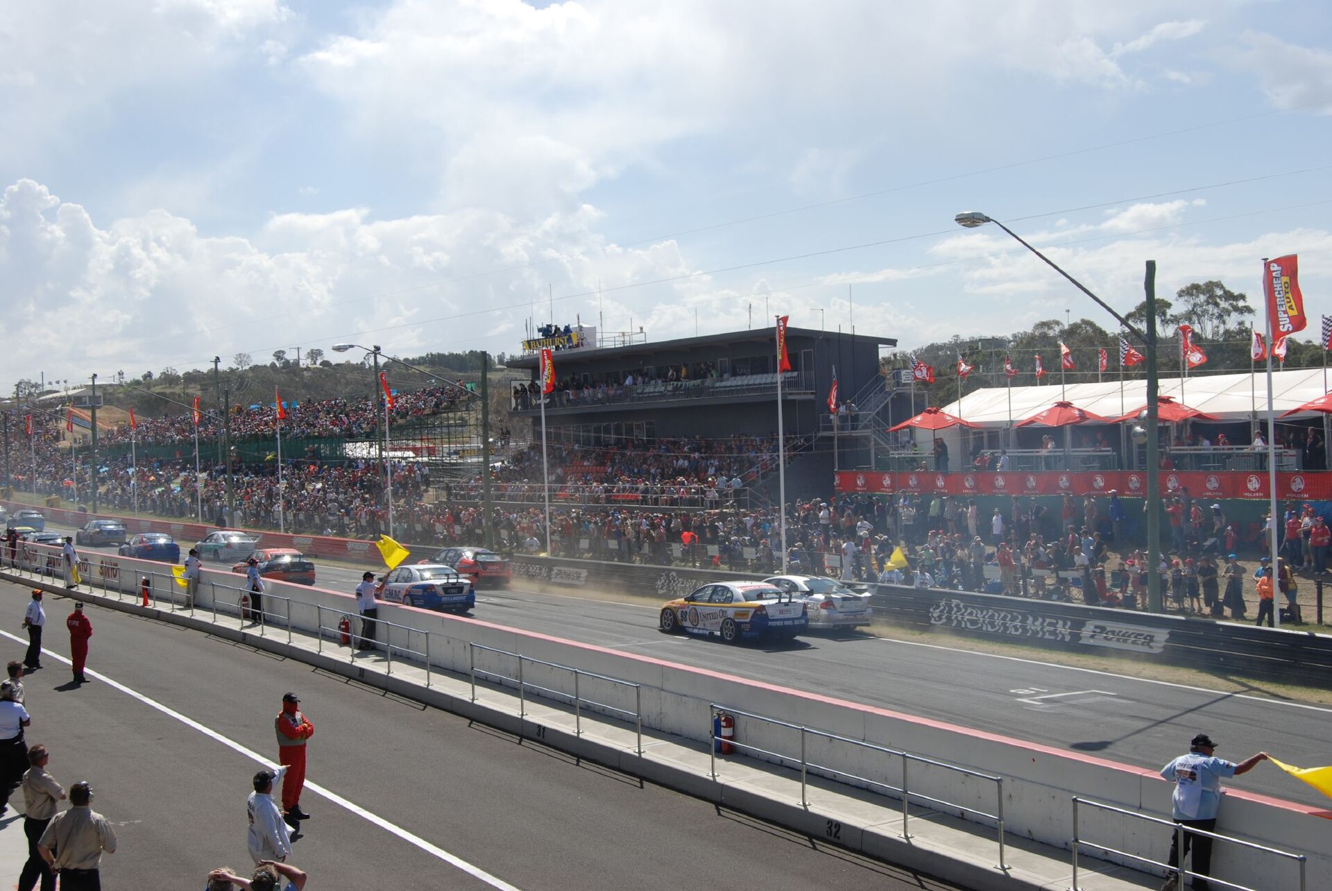 2007 Fujitsu V8 Supercar Series, Round 6, Race 2, Mount Panorama Circuit, Bathurst, New South Wales, Australia, Saturday, 6 October 2007. It was a support race at the 2007 Supercheap Auto Bathurst 1000.